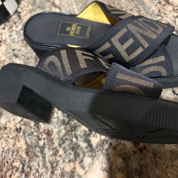 FENDI Logo Black Brown Size 36 Low Heel 5cm Sole Length 23.5cm - Picture 3 of 4